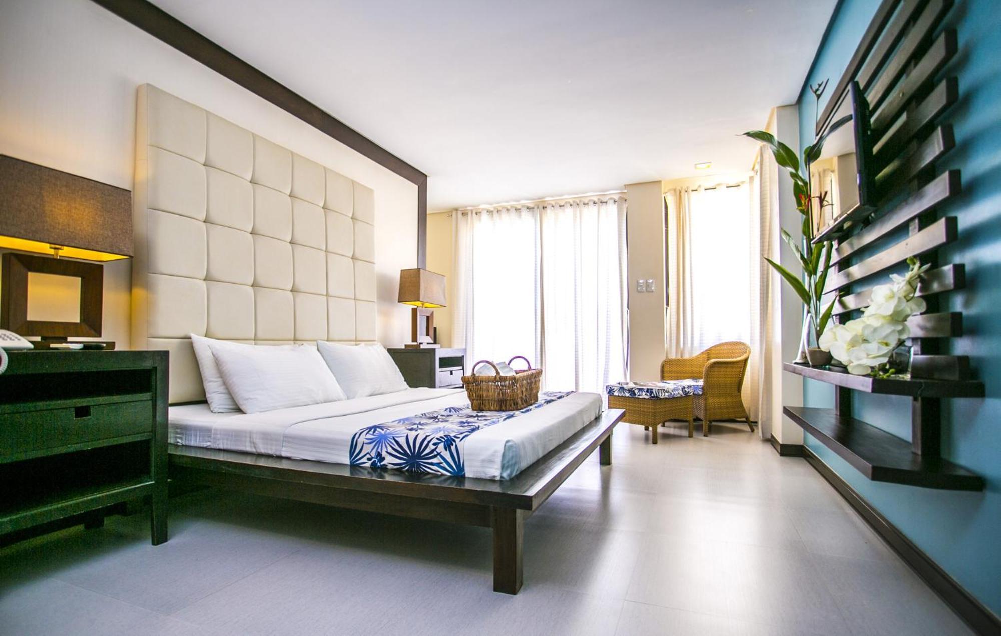 Puerto Del Sol Beach Resort And Hotel Club Bolinao Pangasinan Kültér fotó