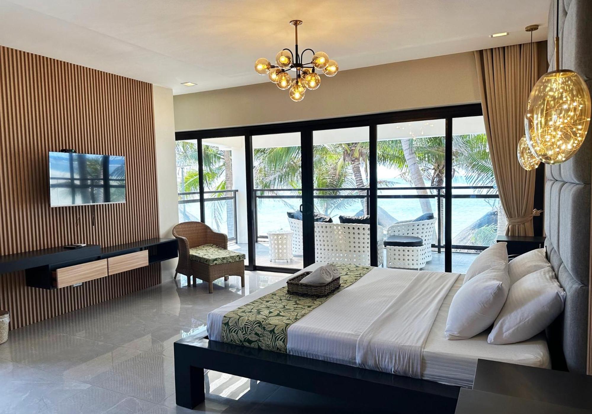 Puerto Del Sol Beach Resort And Hotel Club Bolinao Pangasinan Kültér fotó