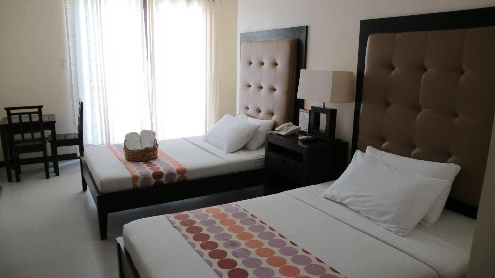 Puerto Del Sol Beach Resort And Hotel Club Bolinao Pangasinan Kültér fotó