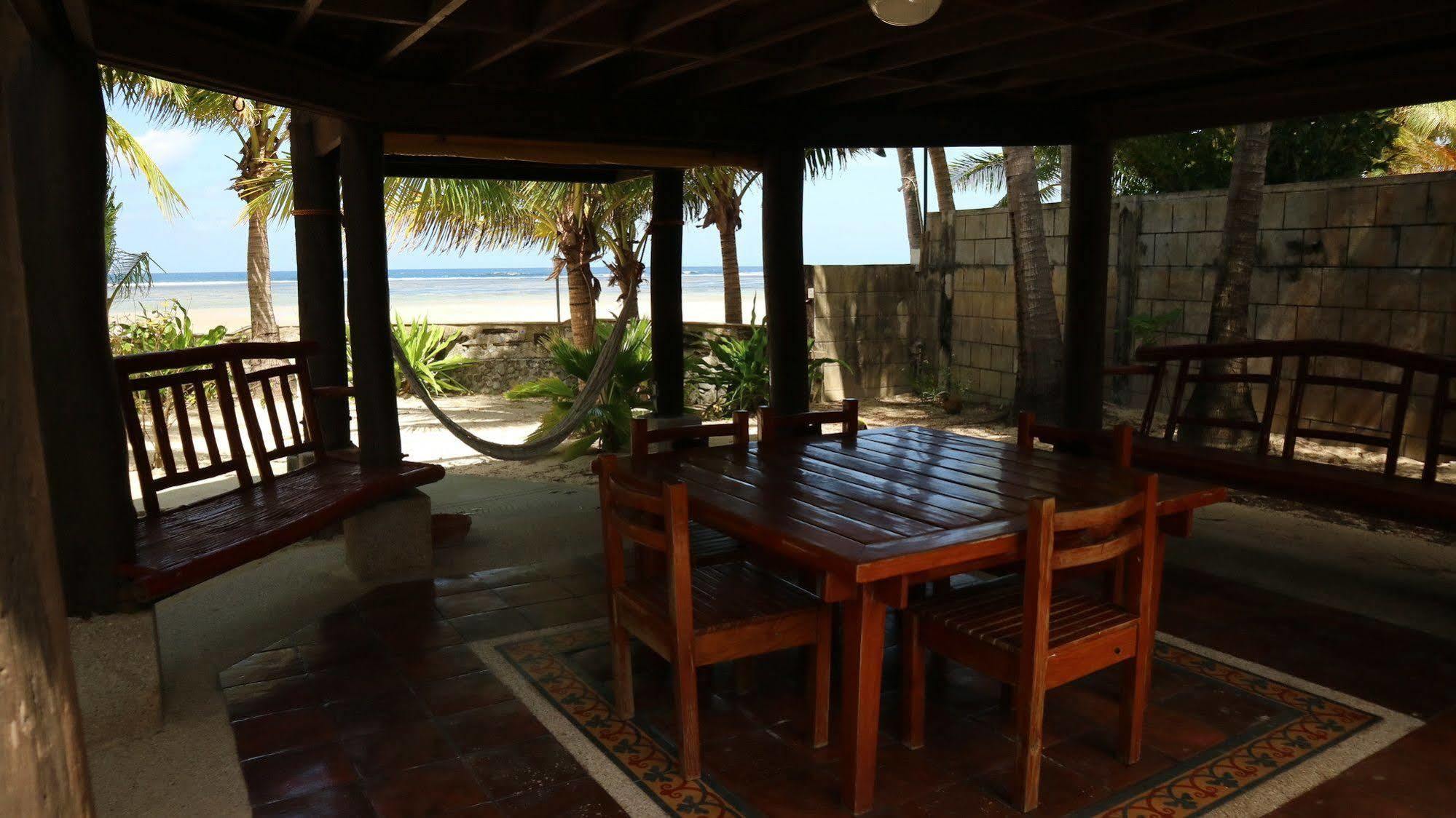 Puerto Del Sol Beach Resort And Hotel Club Bolinao Pangasinan Kültér fotó